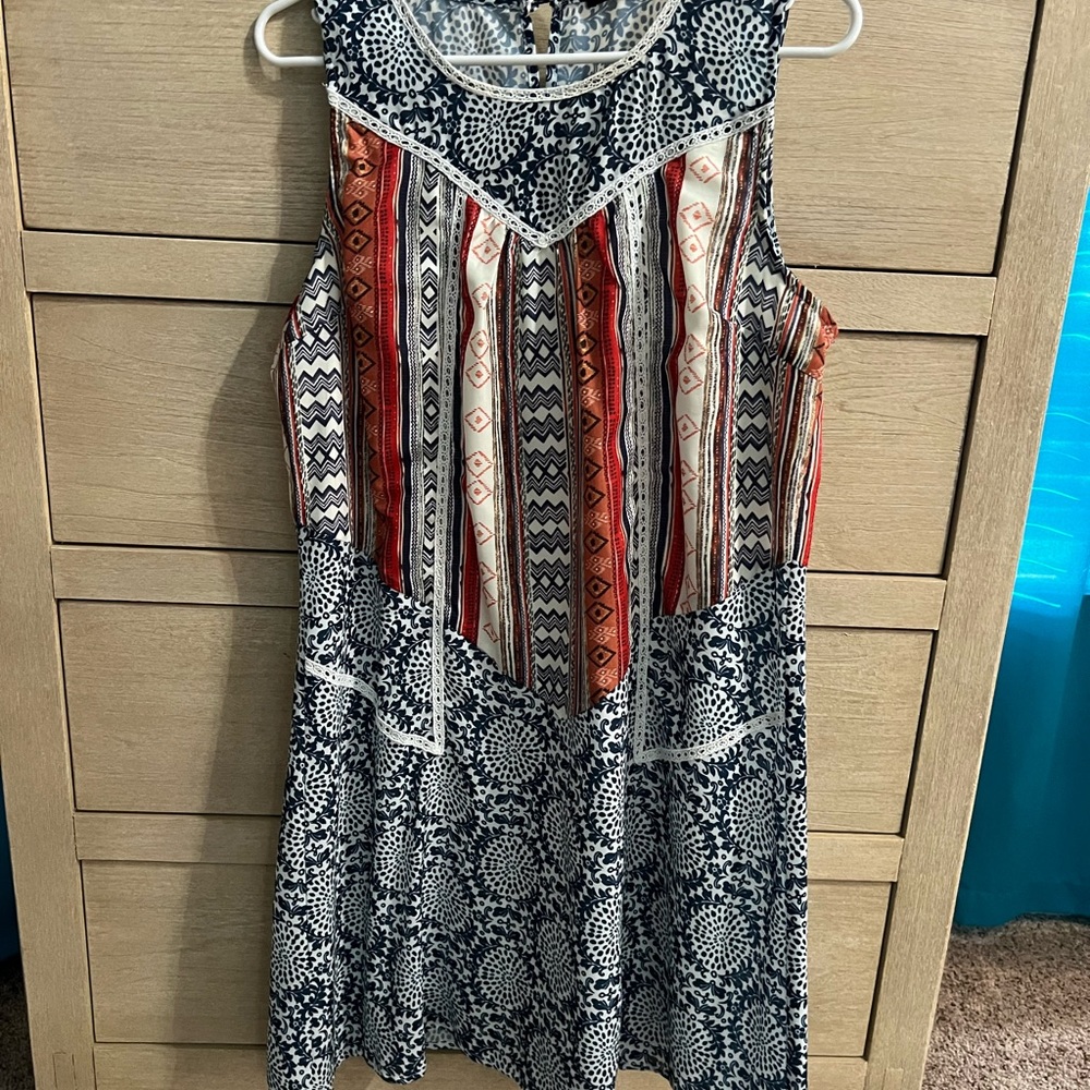 Doe & Rae Dress in size Large